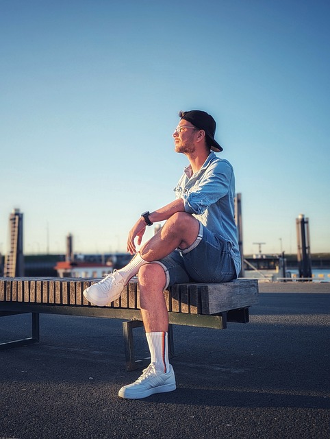 在前三板